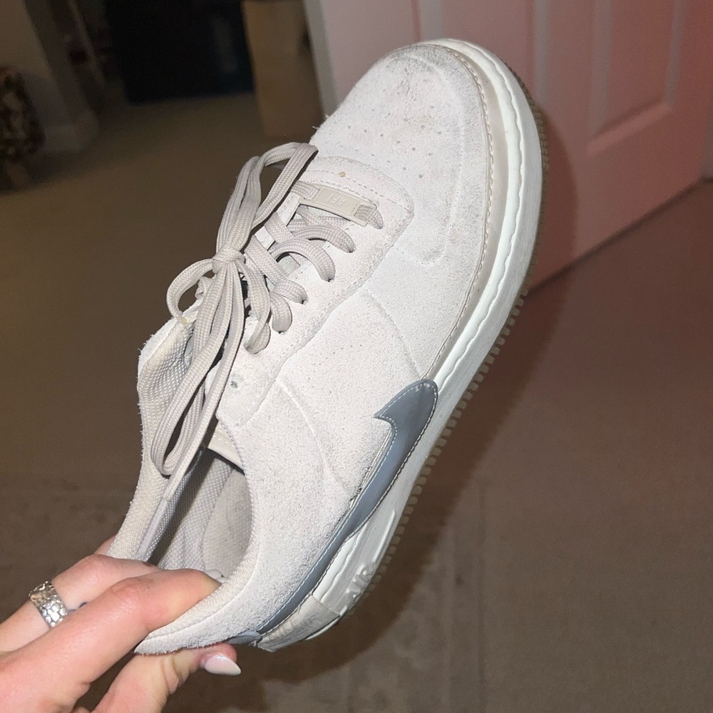Nike suede skater shoes